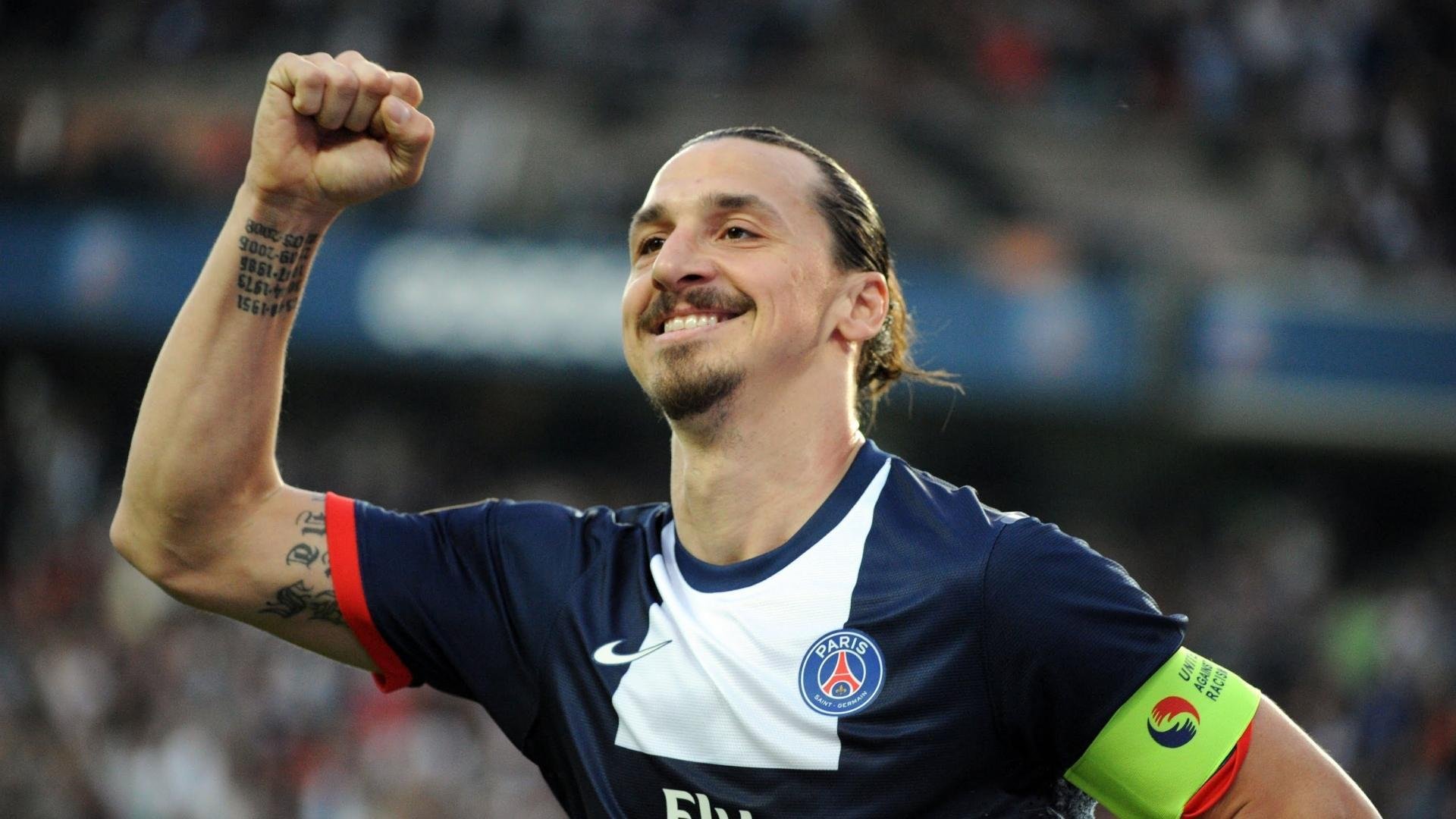 包装工主场获胜，四分卫状态神勇，包装工的主场